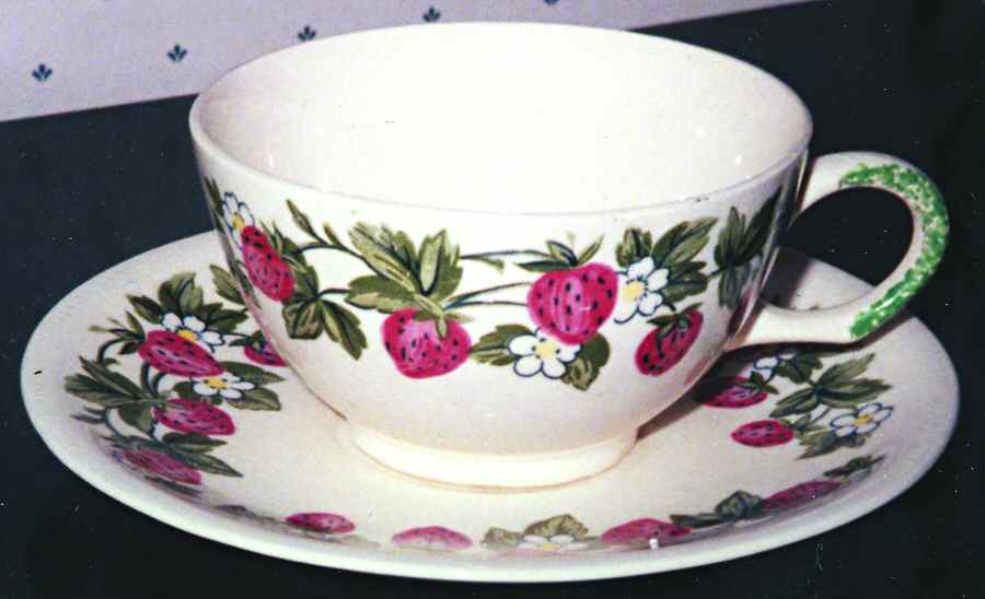 PCP160 Flat Cup & Saucer Set by Paden City-1