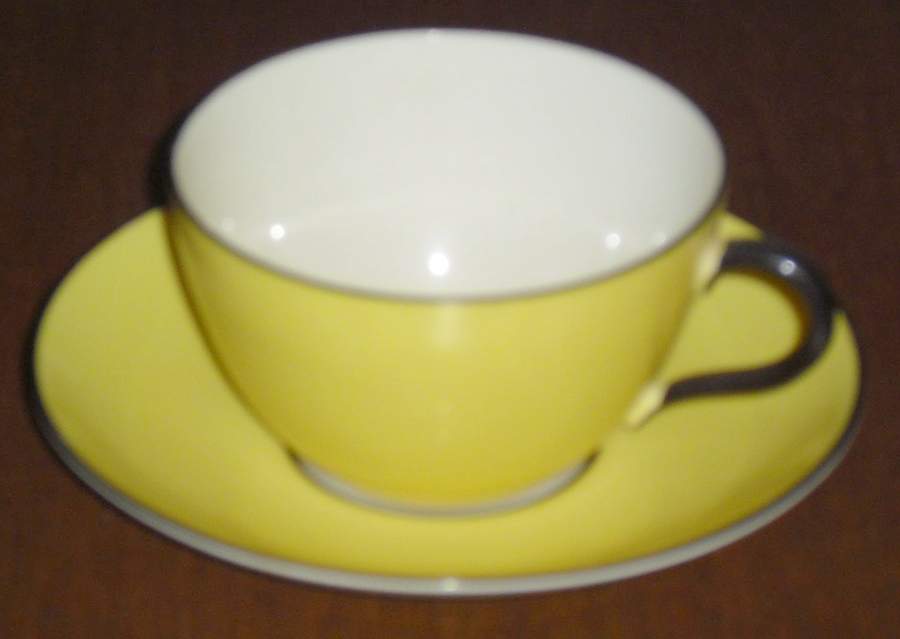 PAR61 Flat Cup & Saucer Set by Paragon-1