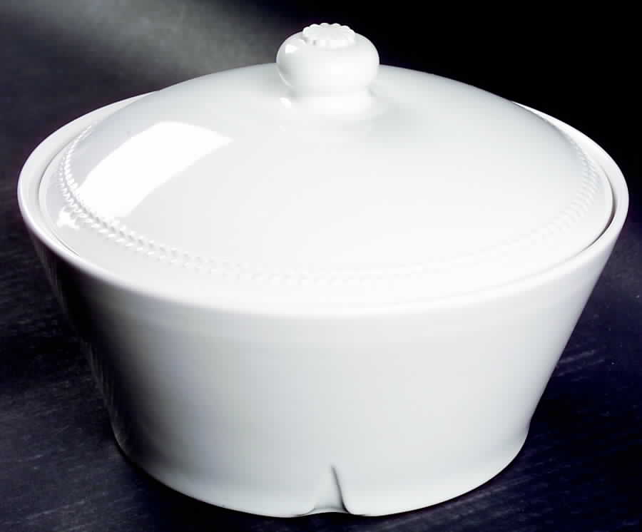 Grand Hotel Accessories 2 Qt Round Covered Casserole by Pfaltzgraff-1