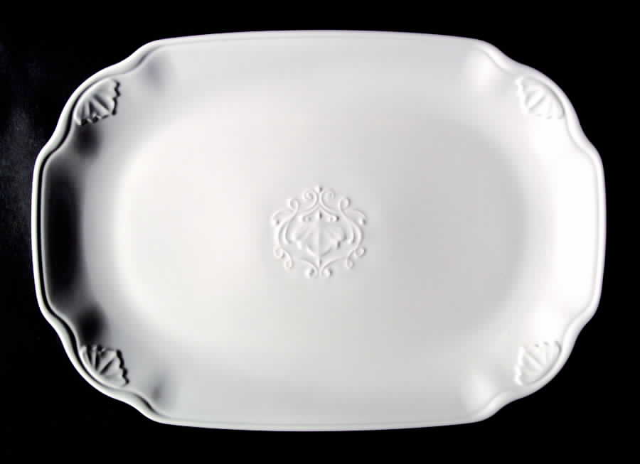 Grand Hotel Accessories 15" Oval Serving Platter by Pfaltzgraff-1