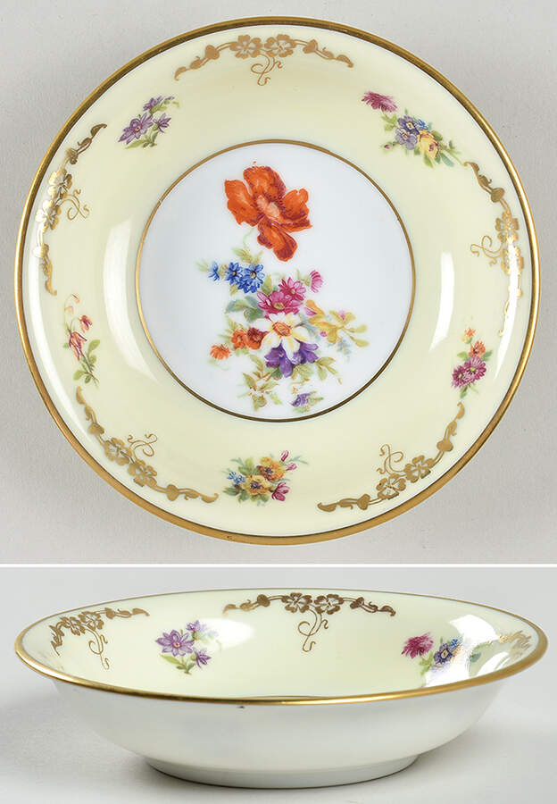 10121 (Cream Rim) Fruit/Dessert (Sauce) Bowl by Pirkenhammer-1