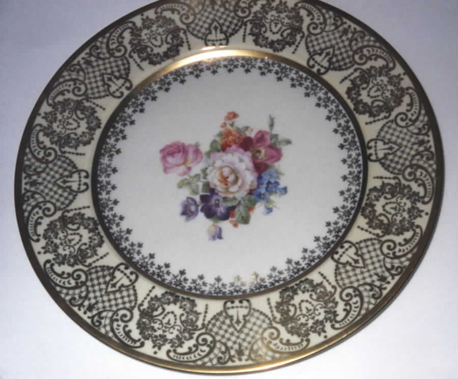P65-12 Dinner Plate by Pickard-1