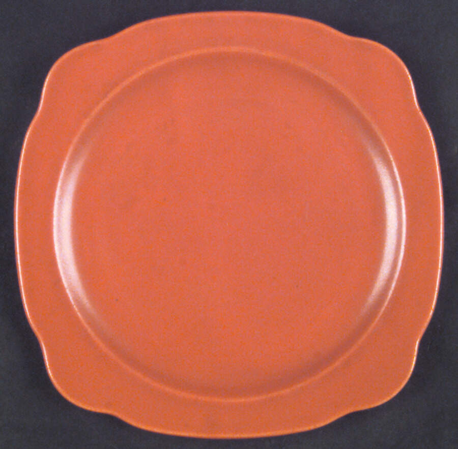 Caliente Tangerine Red (Regina Shape) Dinner Plate by Paden City-1