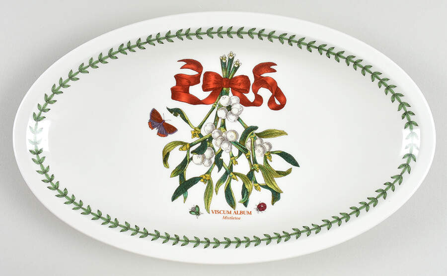 Botanic Garden Mistletoe Low Oval Sovereign Server by Portmeirion-1