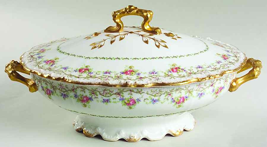 POY316 Oval Covered Vegetable by Jean Pouyat-1