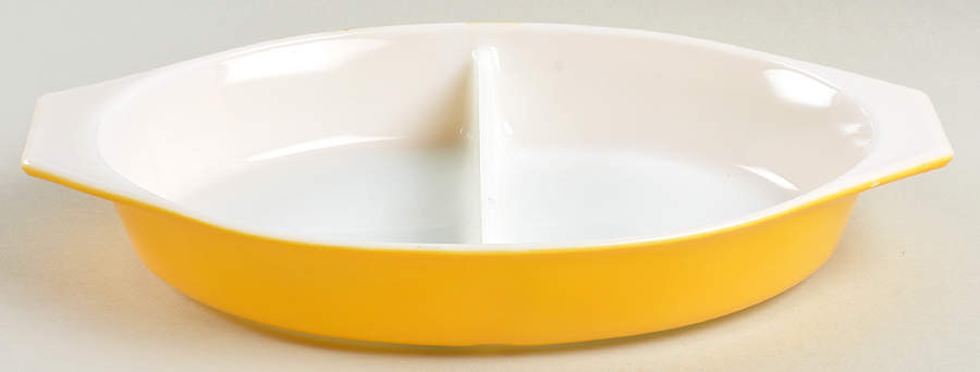 Daisy 1.5 Qt Oval Covered Divided Casserole No Lid by Pyrex-1