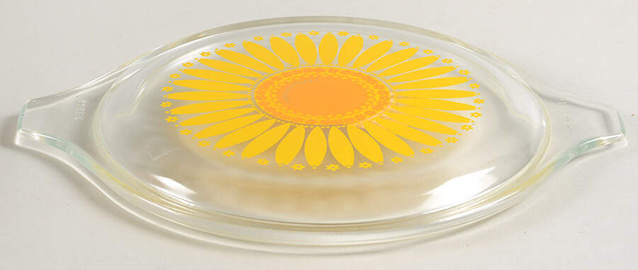 Daisy Lid for 1 Qt Round Casserole by Pyrex-1