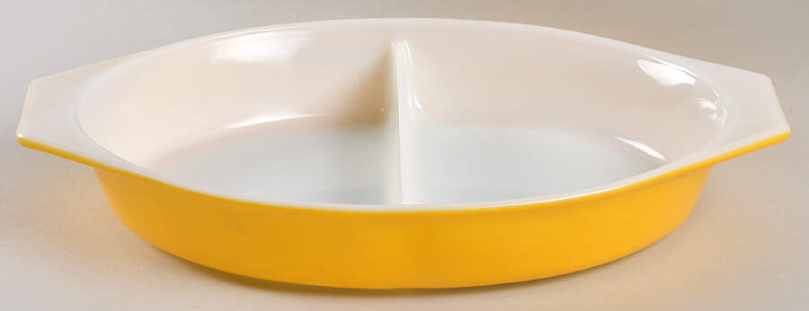 Daisy 12" Oval Divided Vegetable Bowl by Pyrex-1