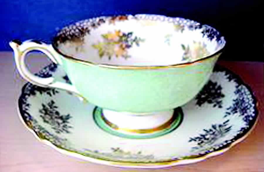 PAR66 Footed Cup & Saucer Set by Paragon-1