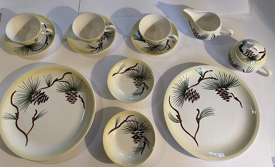 PCP169 Dinner Plate by Paden City-1