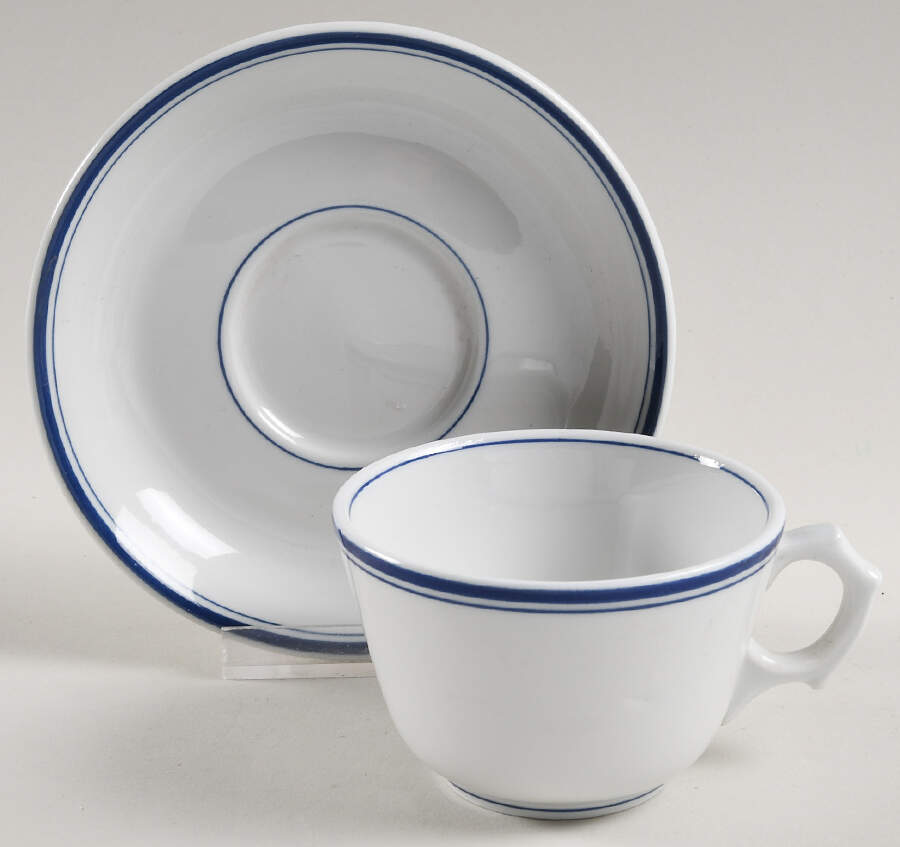 PIL11 Flat Cup & Saucer Set by Pillivuyt-1