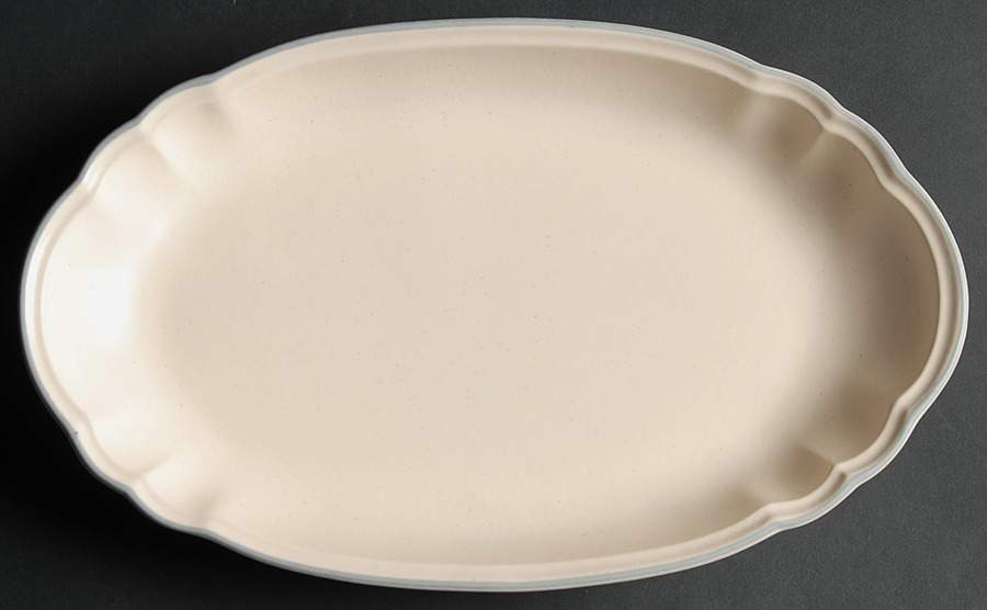 PFA46 Bread Tray by Pfaltzgraff-1
