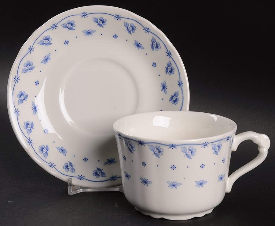 PNT12 Footed Cup & Saucer Set by Pontesa-1