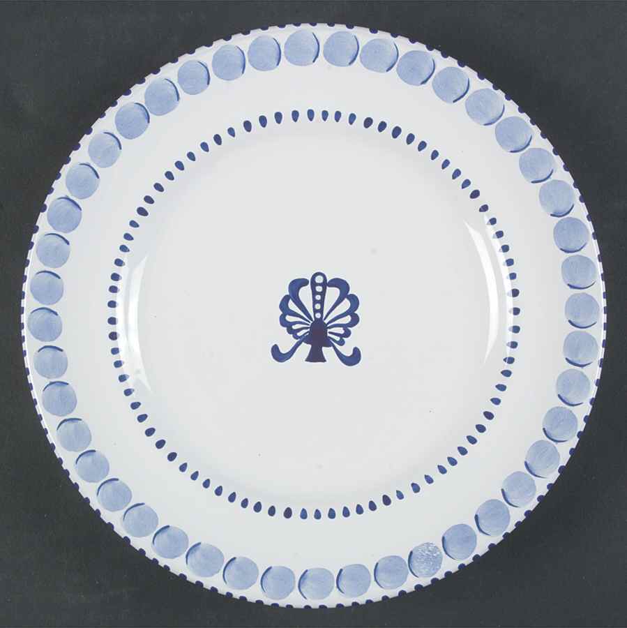 Shell and Pearl Salad Plate by Presenttense-1