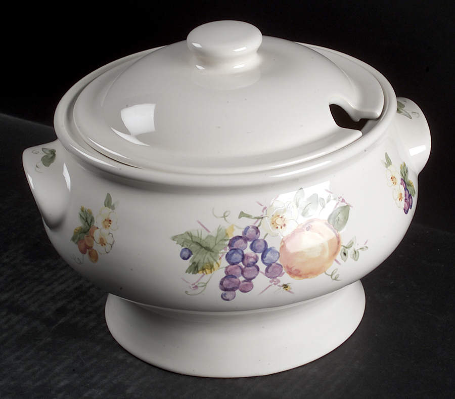 Orchard Tureen &  Lid by Pfaltzgraff-1