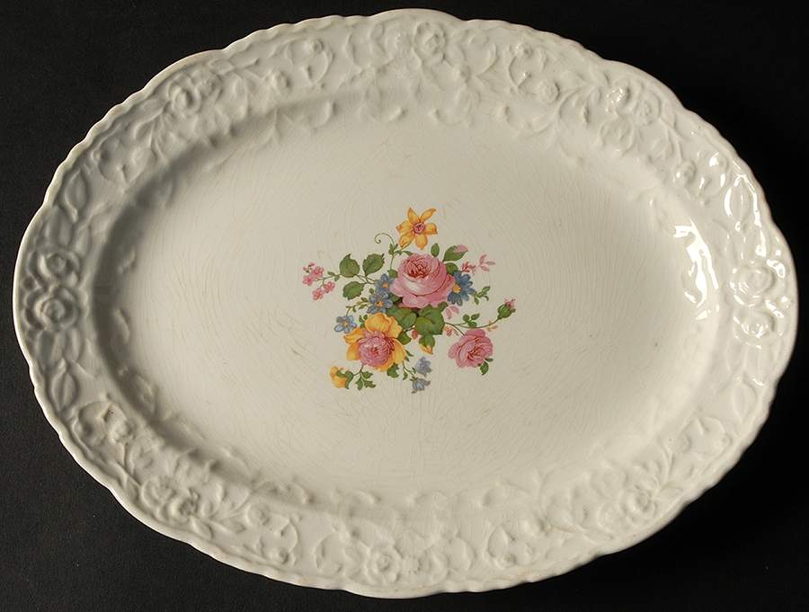 POP177 11" Oval Serving Platter by Pope Gosser-1