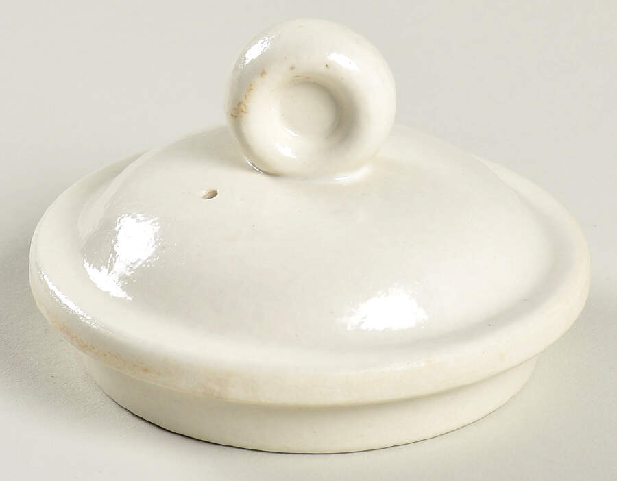 Hearth Lid for Large Coffee Pot by Porcelier-1