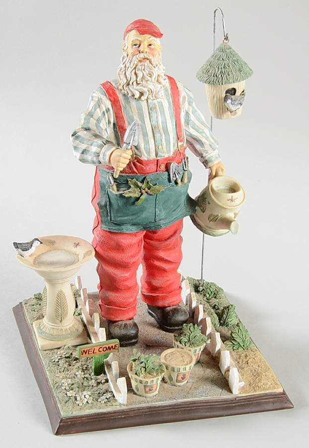 Naturewood Holiday Santa Claus Figurine by Pfaltzgraff-1