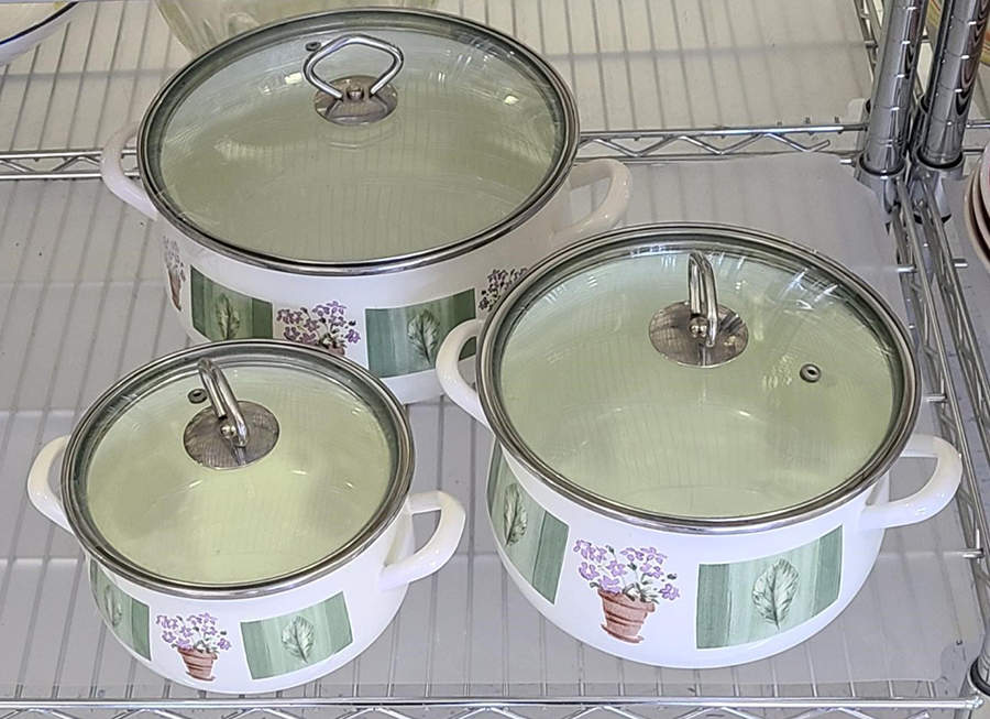 Flower Garden 4 Quart Metal Covered Casserole by Pfaltzgraff-1