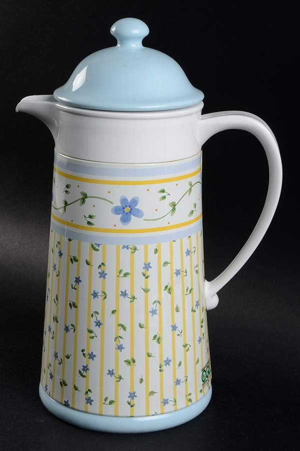 Melissa Plastic Thermos/Carafe & Lid by Pfaltzgraff-1