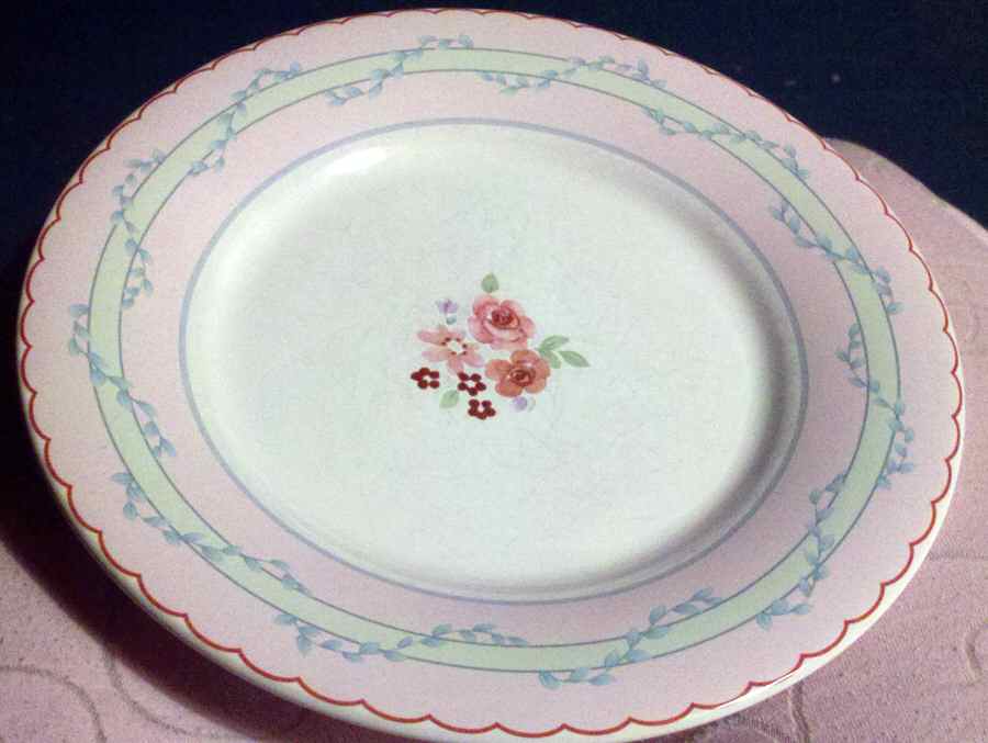 Marianna Salad Plate by Pfaltzgraff-1