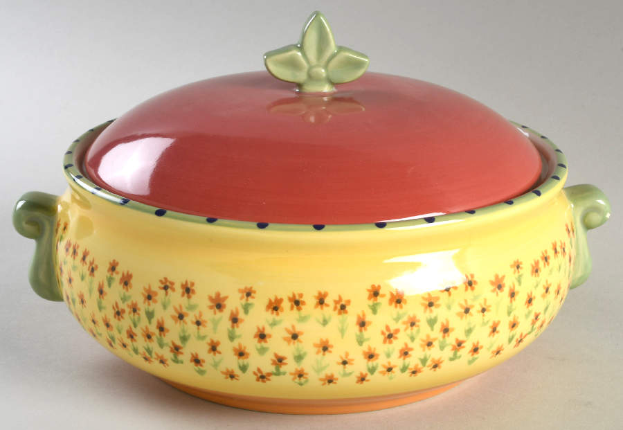 Pistoulet Round Covered Vegetable by Pfaltzgraff-1