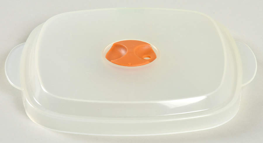 Pistoulet Lid for 5" Plastic Container by Pfaltzgraff-1