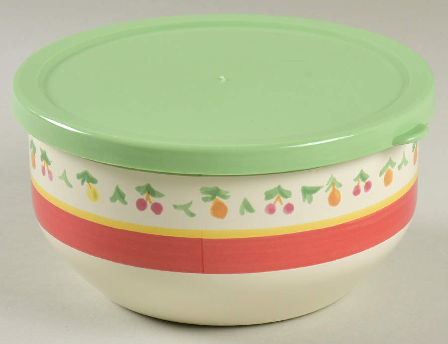 Pistoulet 5" Metal Bowl W/Plastic Lid by Pfaltzgraff-1