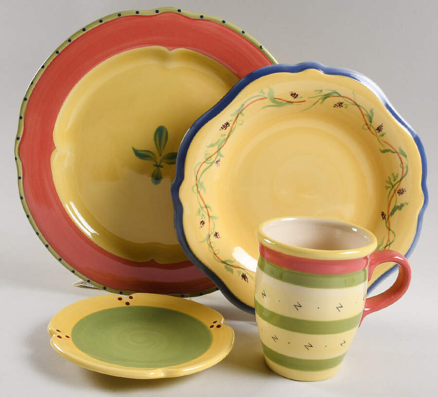 Pistoulet 32  Piece Estate Set by Pfaltzgraff-1