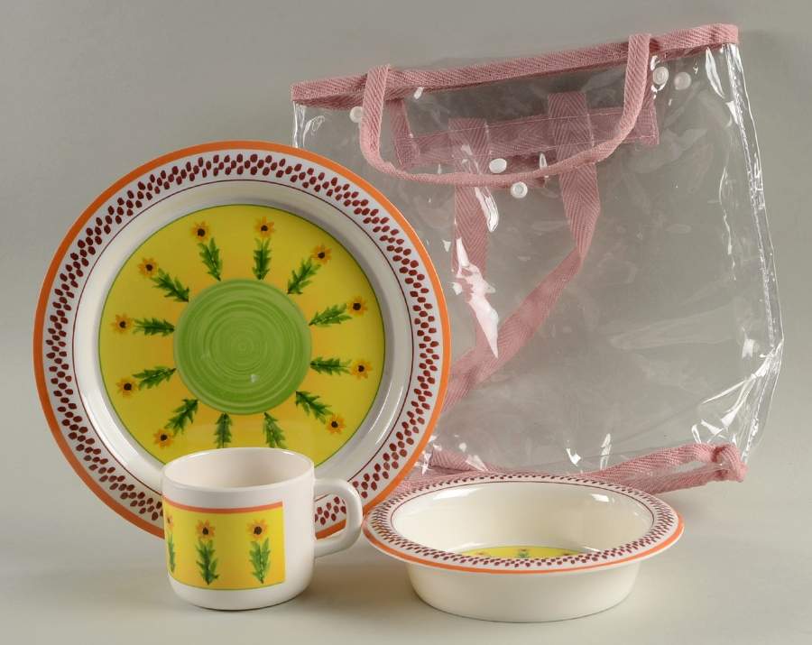 Pistoulet Child's Melamine Set with Backpack by Pfaltzgraff-1