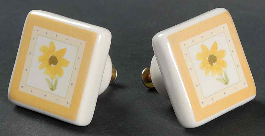 Pistoulet Set of 2 Drawer/Cabinet Pull/Knob by Pfaltzgraff-1
