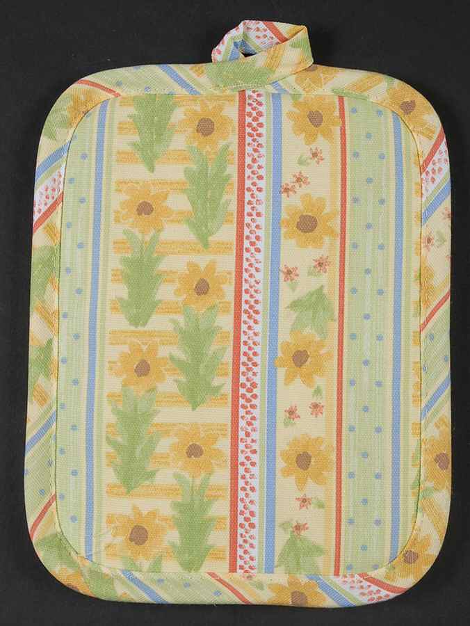 Pistoulet Cloth Potholder by Pfaltzgraff-1