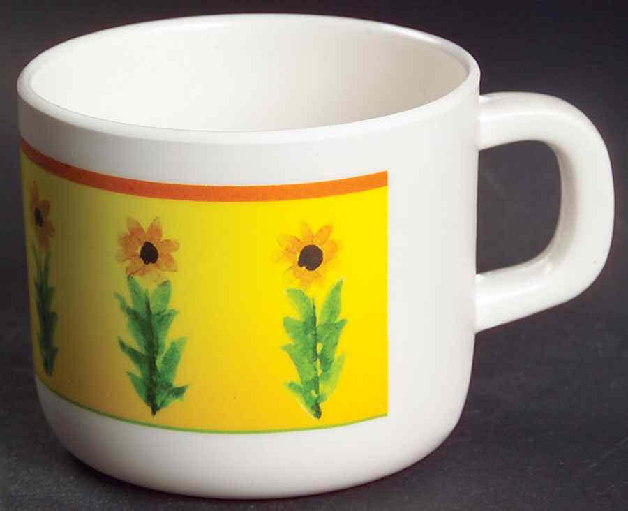 Pistoulet Melmac/Melamine Child's Mug by Pfaltzgraff-1