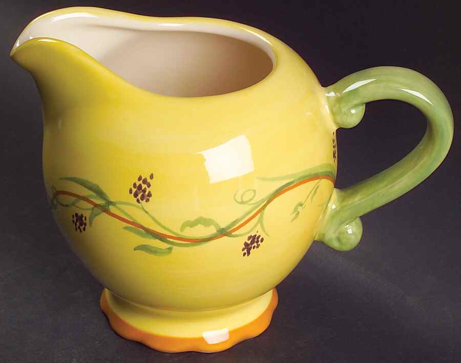 Pistoulet Creamer by Pfaltzgraff-1