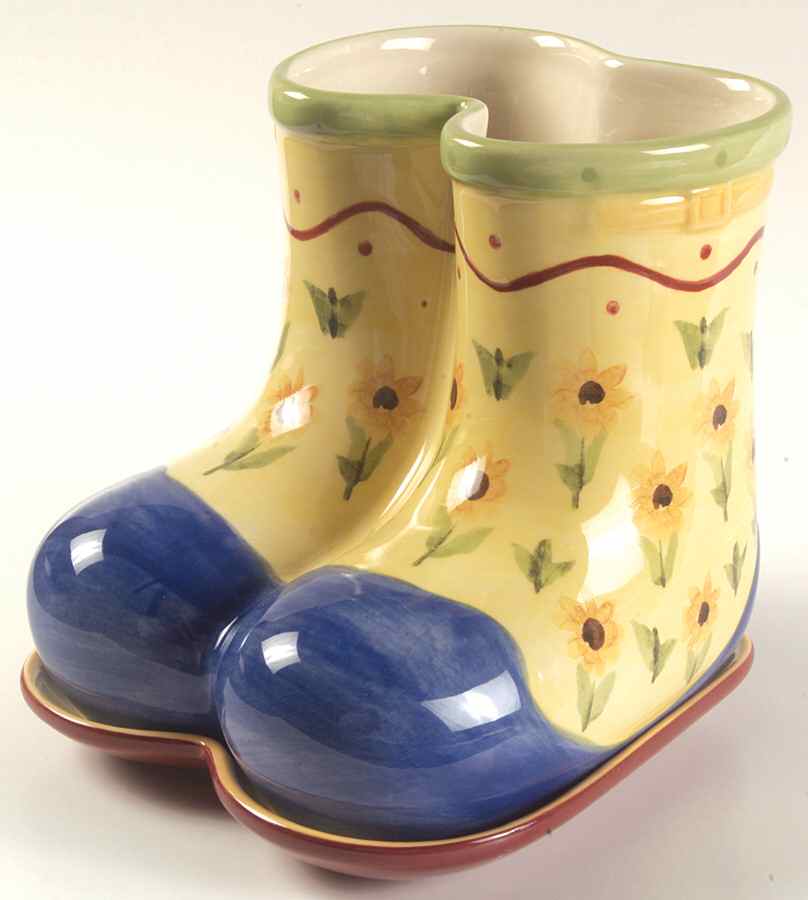 Pistoulet Boots Planter & Underplate by Pfaltzgraff-1