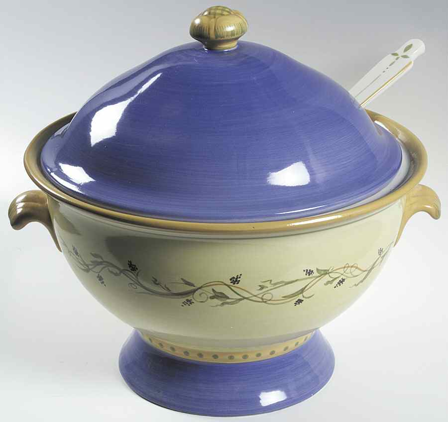 Pistoulet Tureen & Lid w/Ladle by Pfaltzgraff-1