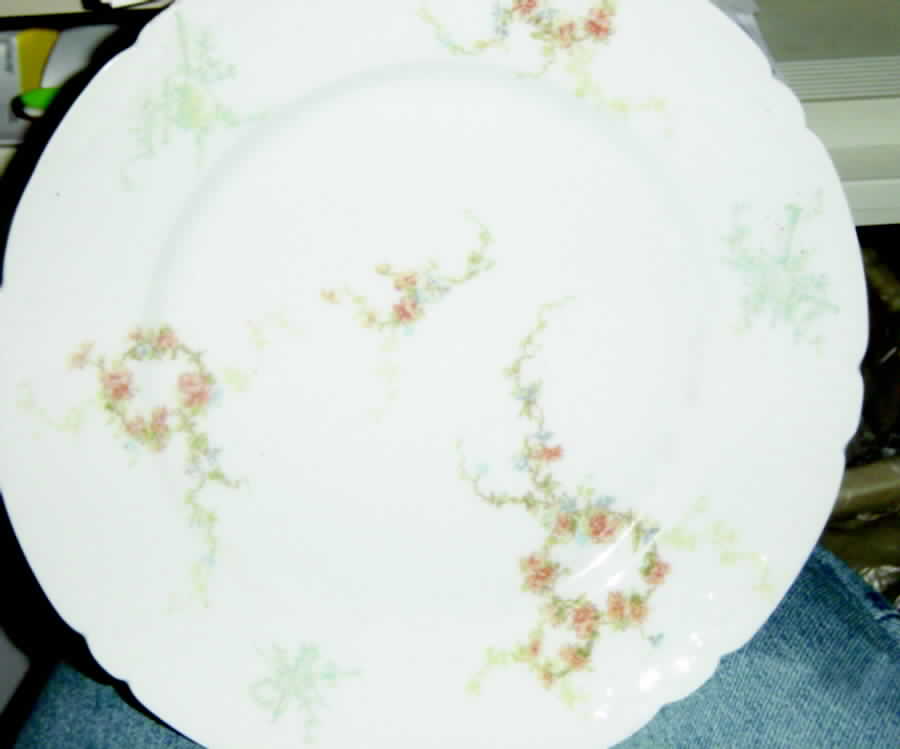 POY355 Dinner Plate by Jean Pouyat-1