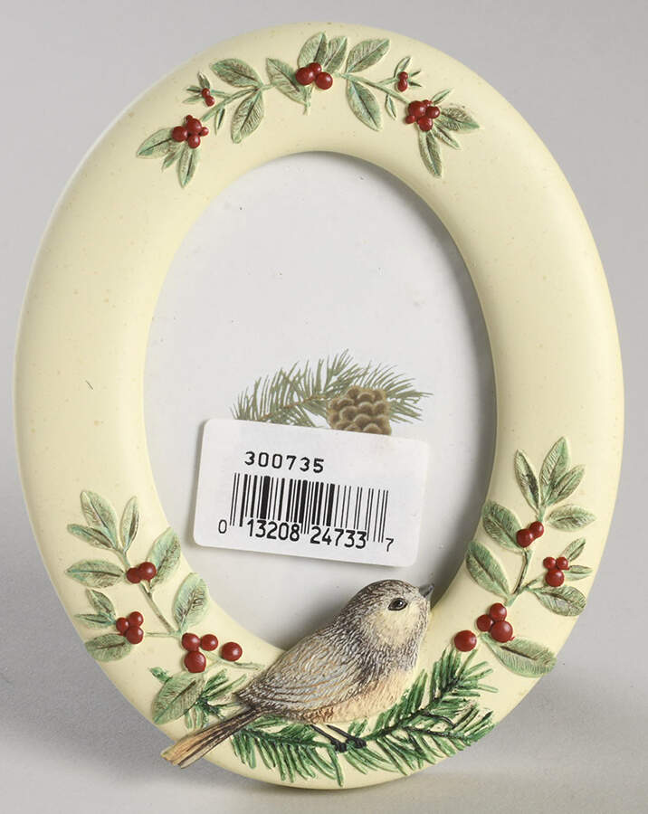 Winterwood (Canvas Tan) Oval Mini Frame by Pfaltzgraff-1
