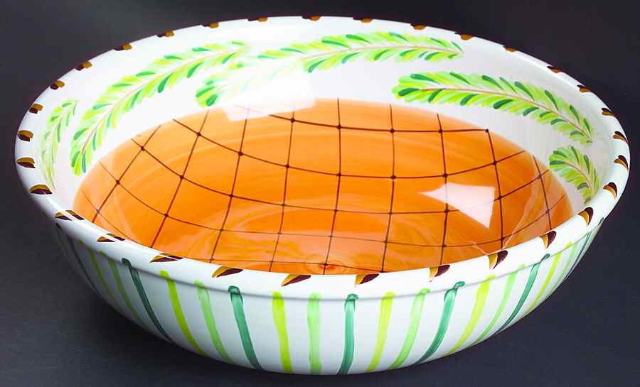 Palmetto 10" Round Vegetable Bowl by Presenttense-1