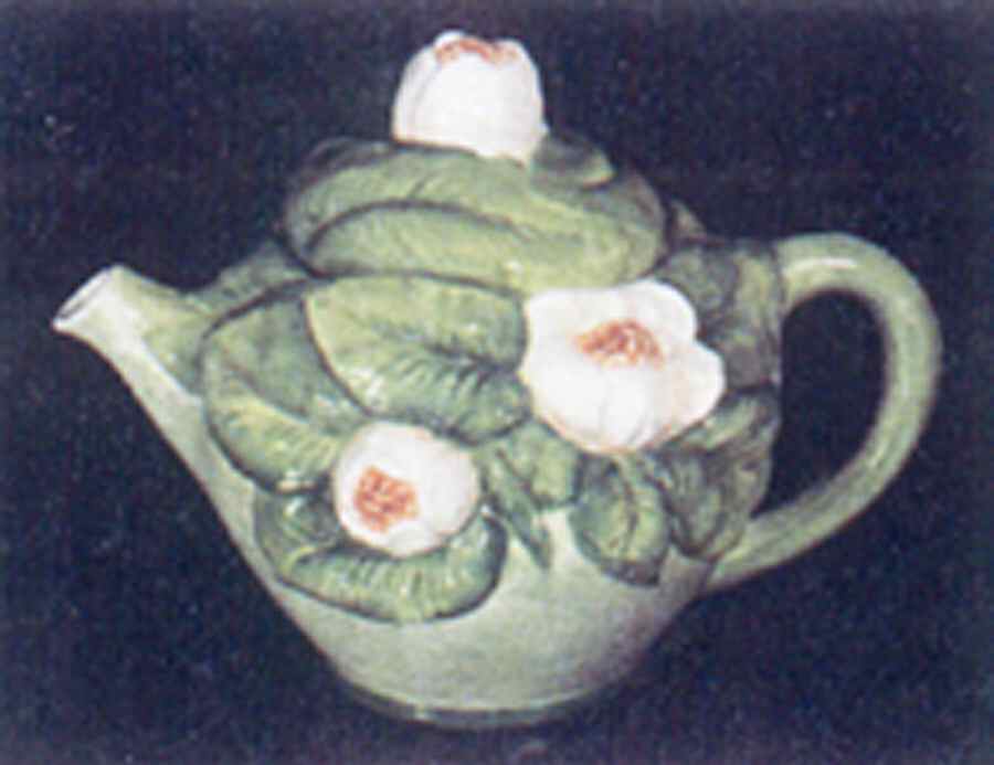 Magnolia Teapot & Lid by Presenttense-1