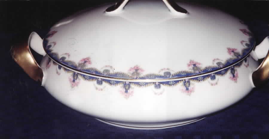 PUN79 Round Covered Vegetable by Porcelain Union-1