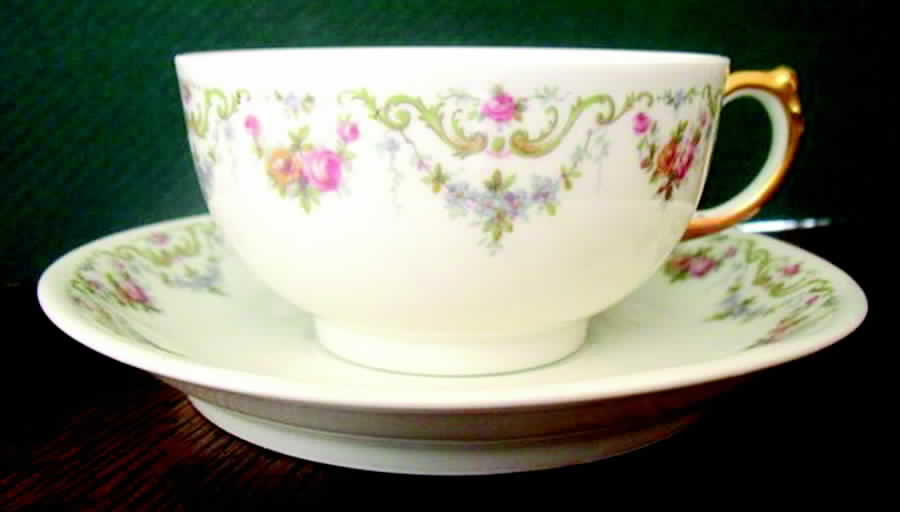 POY130 (NO TRIM) Footed Cup & Saucer Set by Jean Pouyat-1