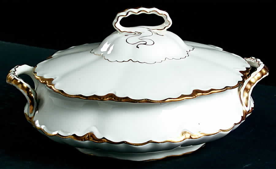 POP193 Round Covered Vegetable by Pope Gosser-1