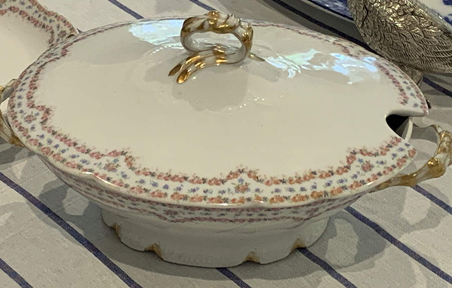 POY367 Tureen &  Lid by Jean Pouyat-1