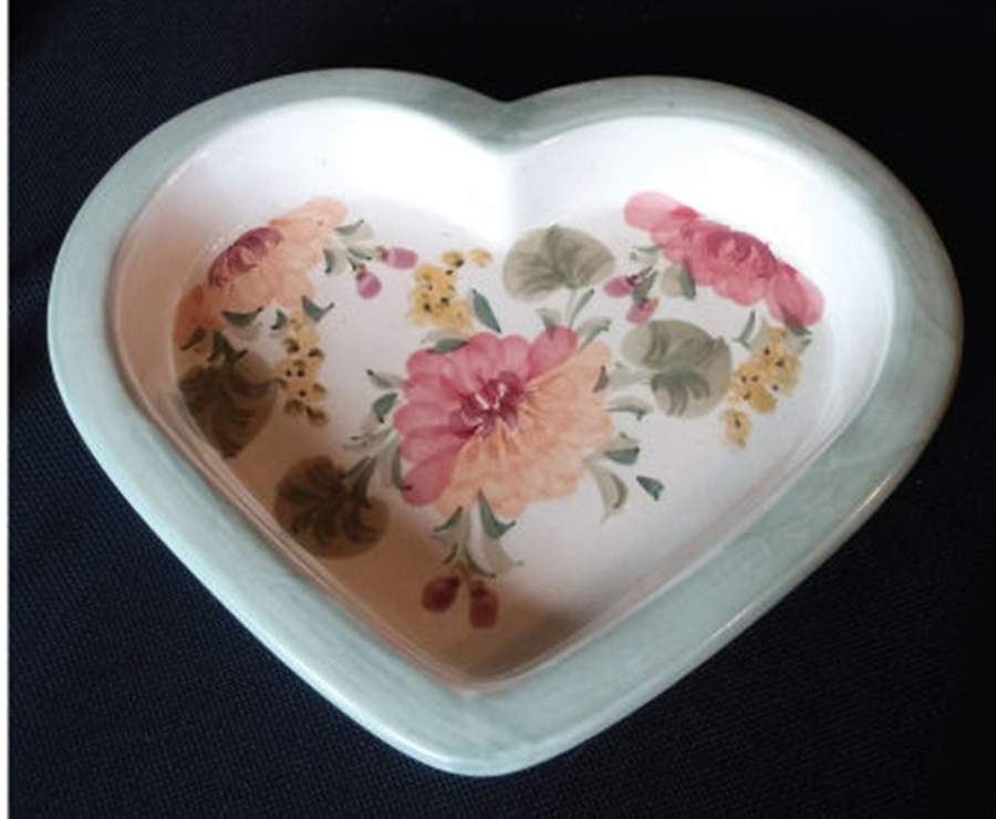 Meadows 10" Heart Baker by Patton-1