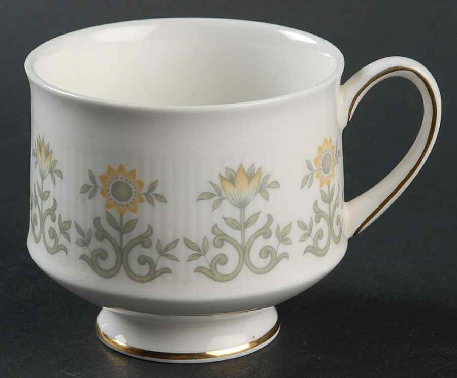 Fiona Footed Cup by Paragon-1