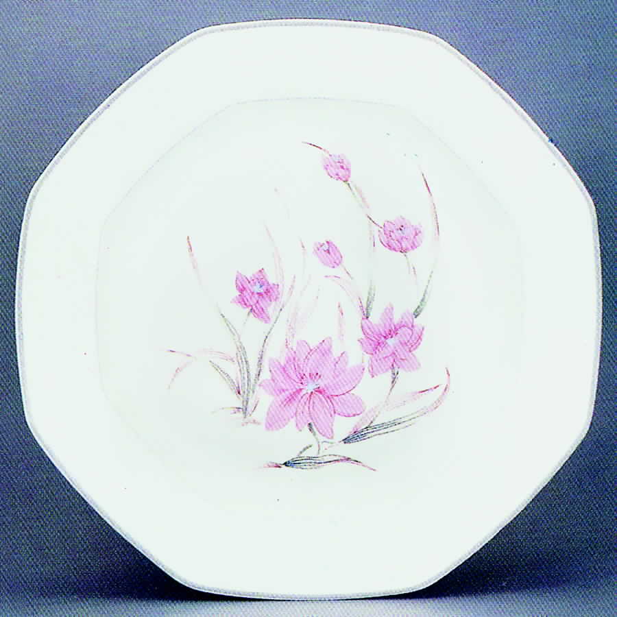 Nymphea Dinner Plate by Porcelaine Lafarge-1