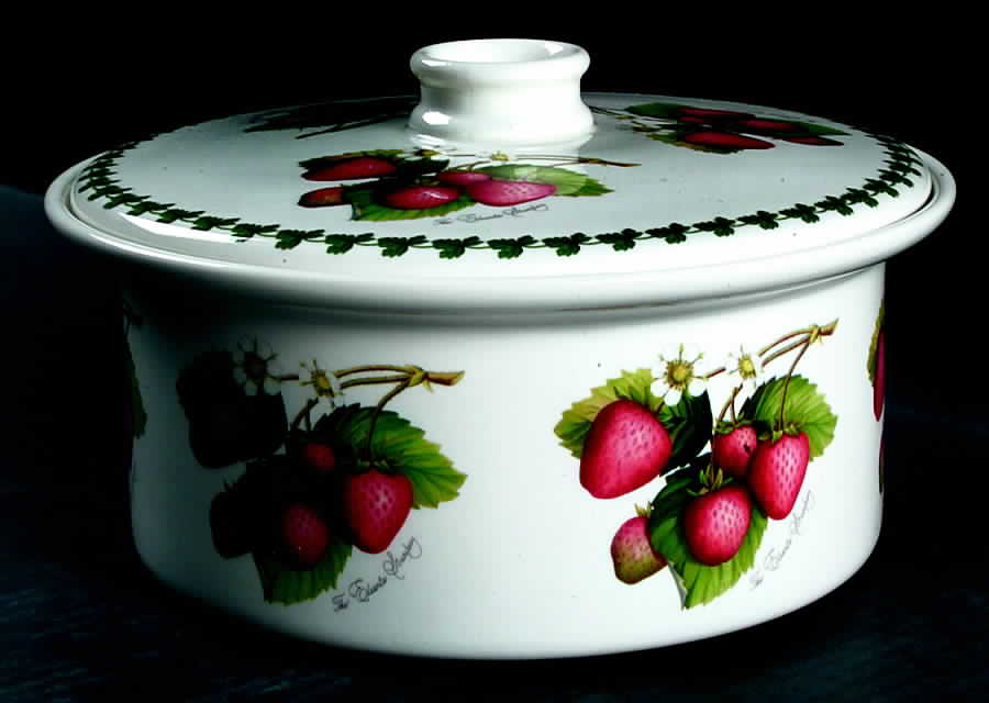 Strawberry Fair 1.5 Qt Round Covered Casserole by Portmeirion-1