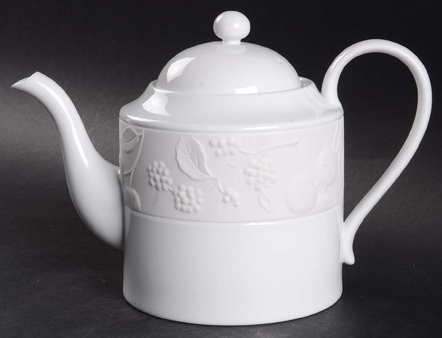 Snow Fruit Teapot & Lid by Portmeirion-1