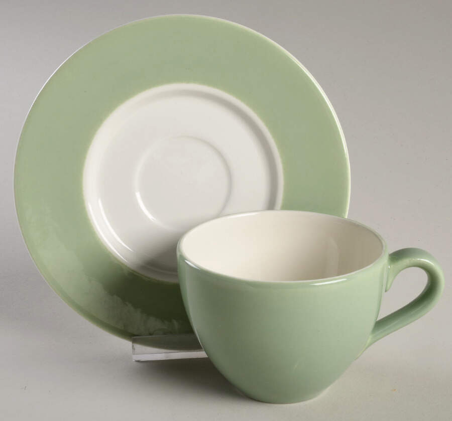 PGN27 Flat Cup & Saucer Set by Pagnossin-1